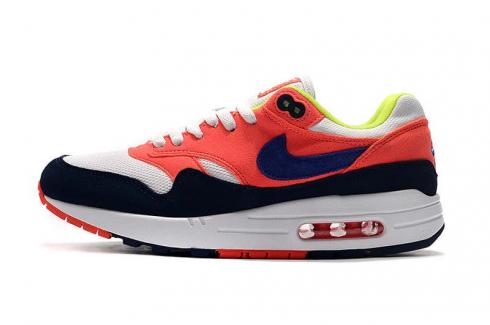 nike bright blue trainers