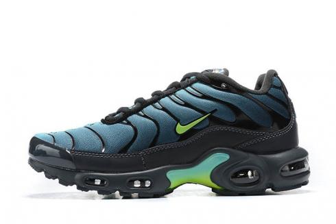 nike blue and green running shoes