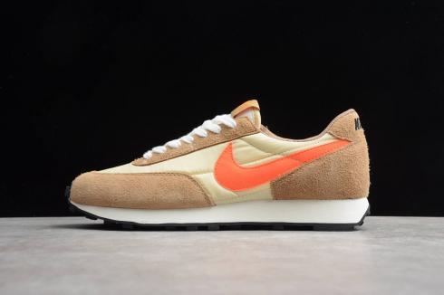 nike daybreak vegas gold & college orange