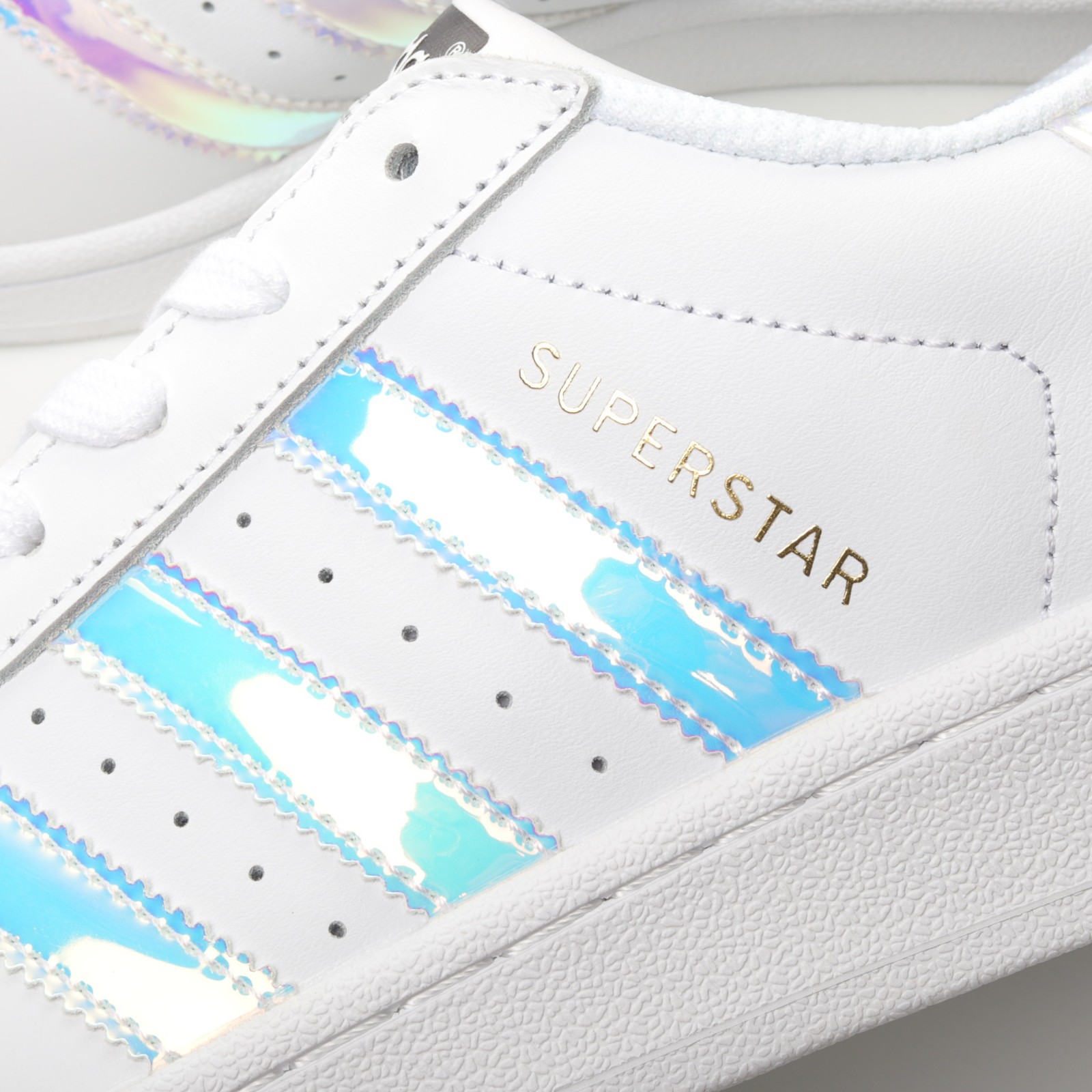 adidas superstar j white white metallic silver 36