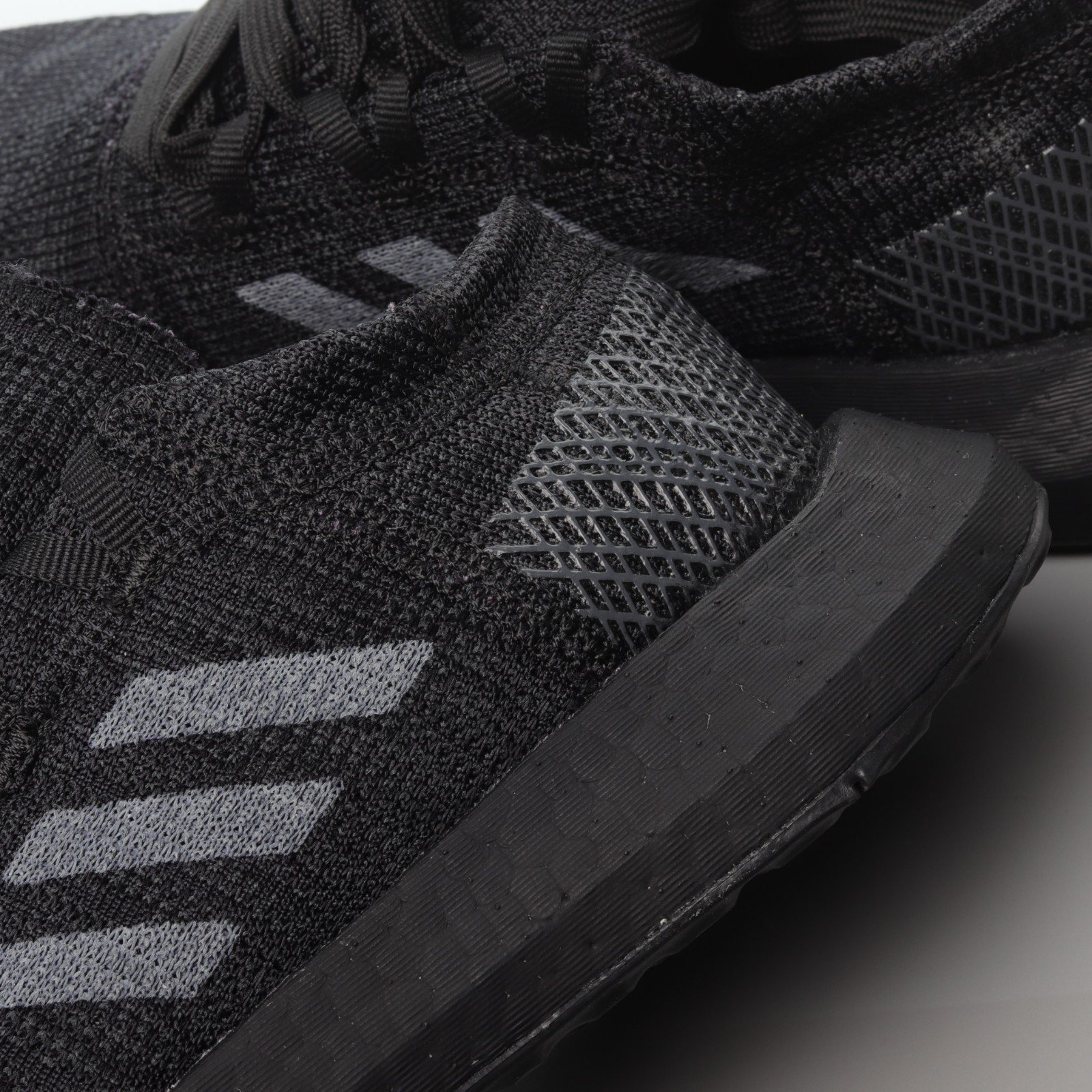 Adidas PureBoost Core Black Grey Carbon