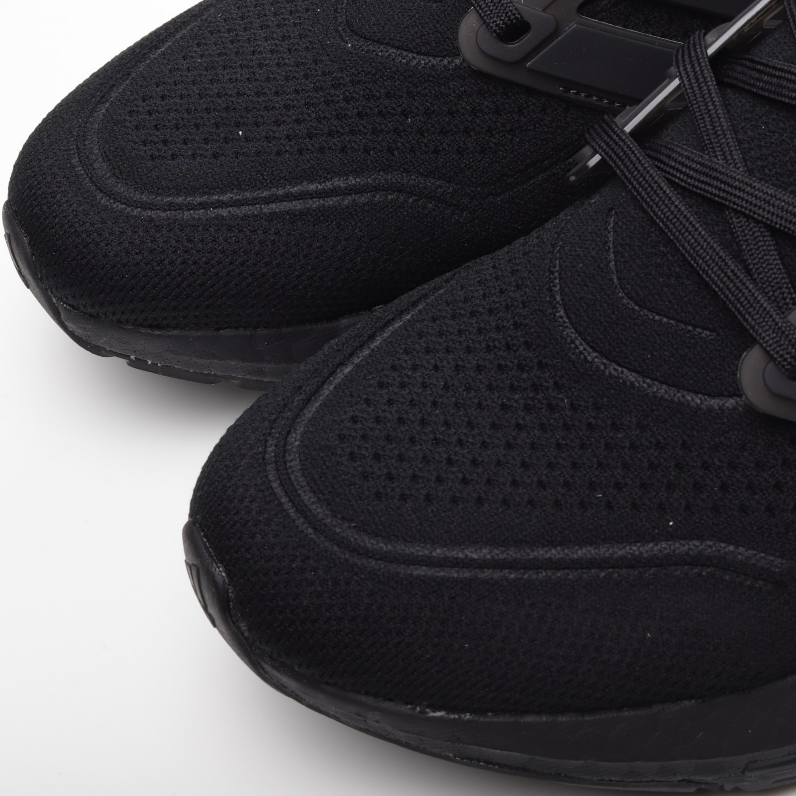 fy0306 adidas