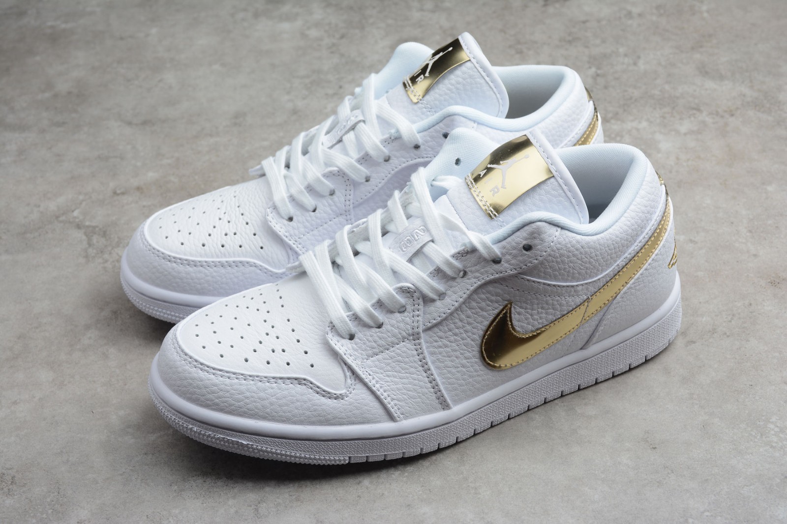Nike Air Jordan 1 Low Se White Metallic Gold Aj1 Basketball Shoes Cz4776 100 Reactrun