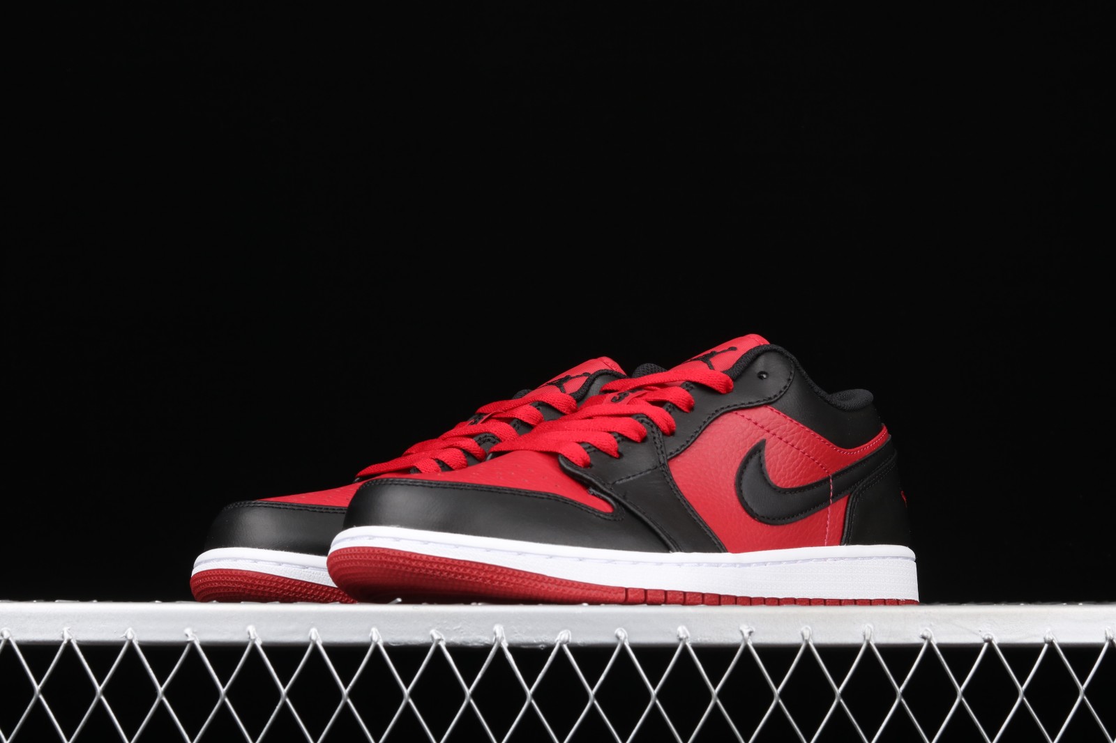 Nike Air Jordan 1 Retro Low Gym Red Black White 610 Reactrun