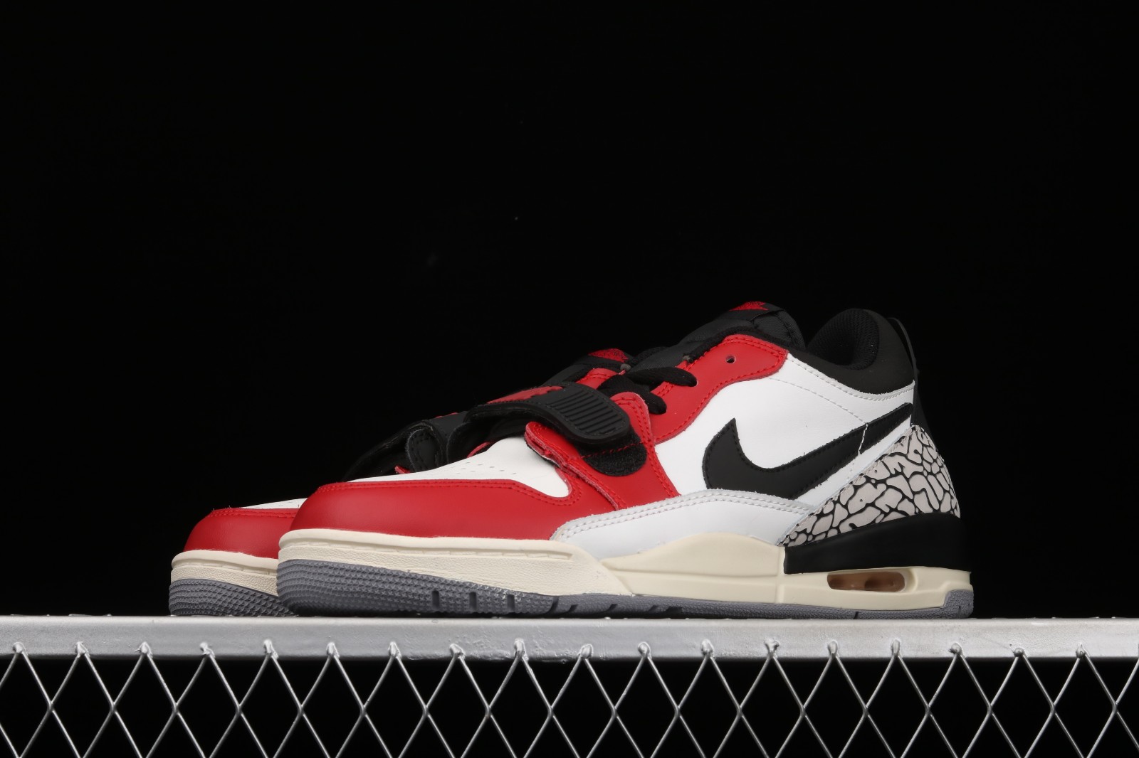 Nike Air Jordan Legacy 312 Low Chicago Summit White University Red Black Cd7069 106 Reactrun