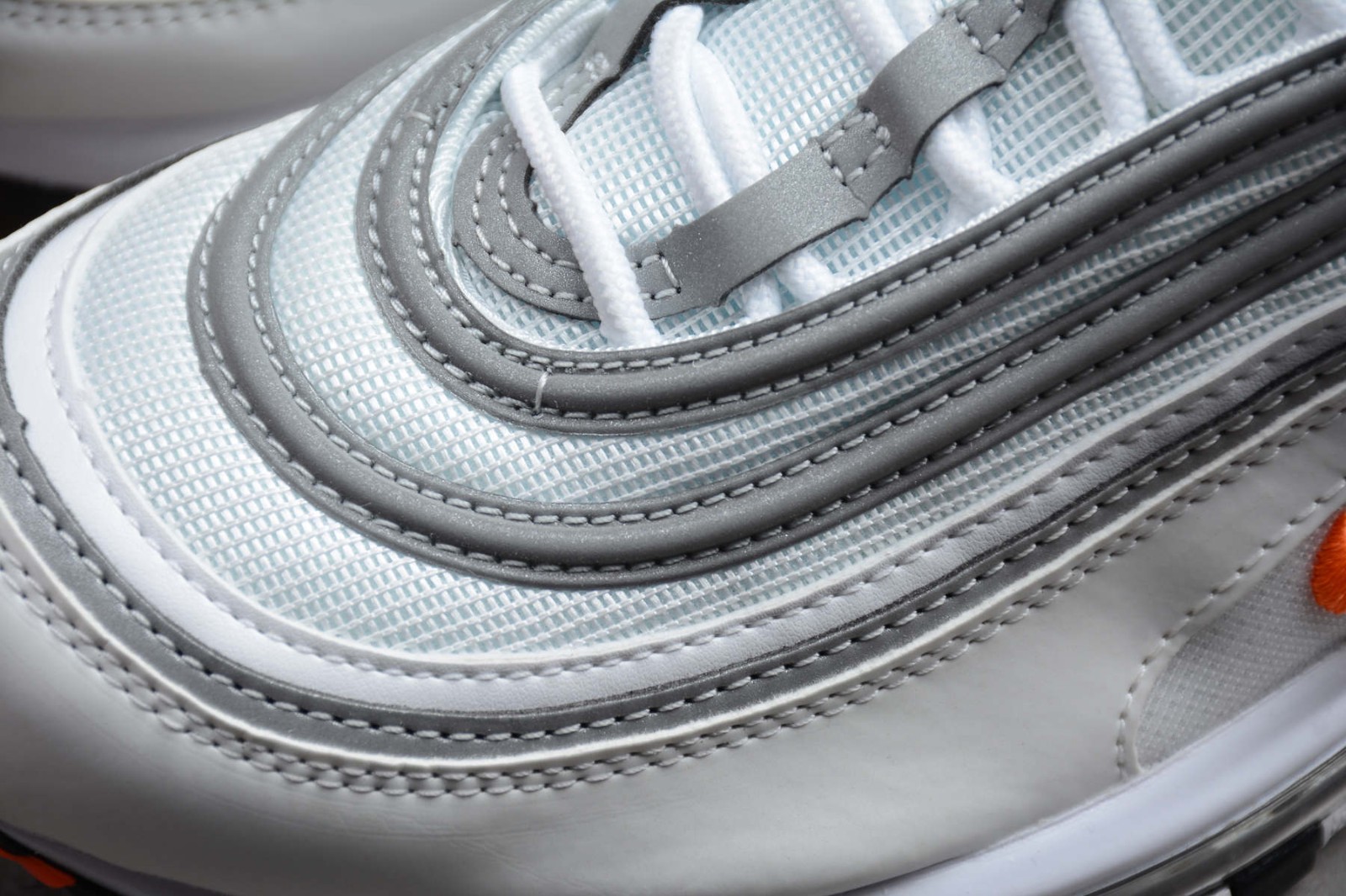 nike air max 97 white/cone-metallic silver