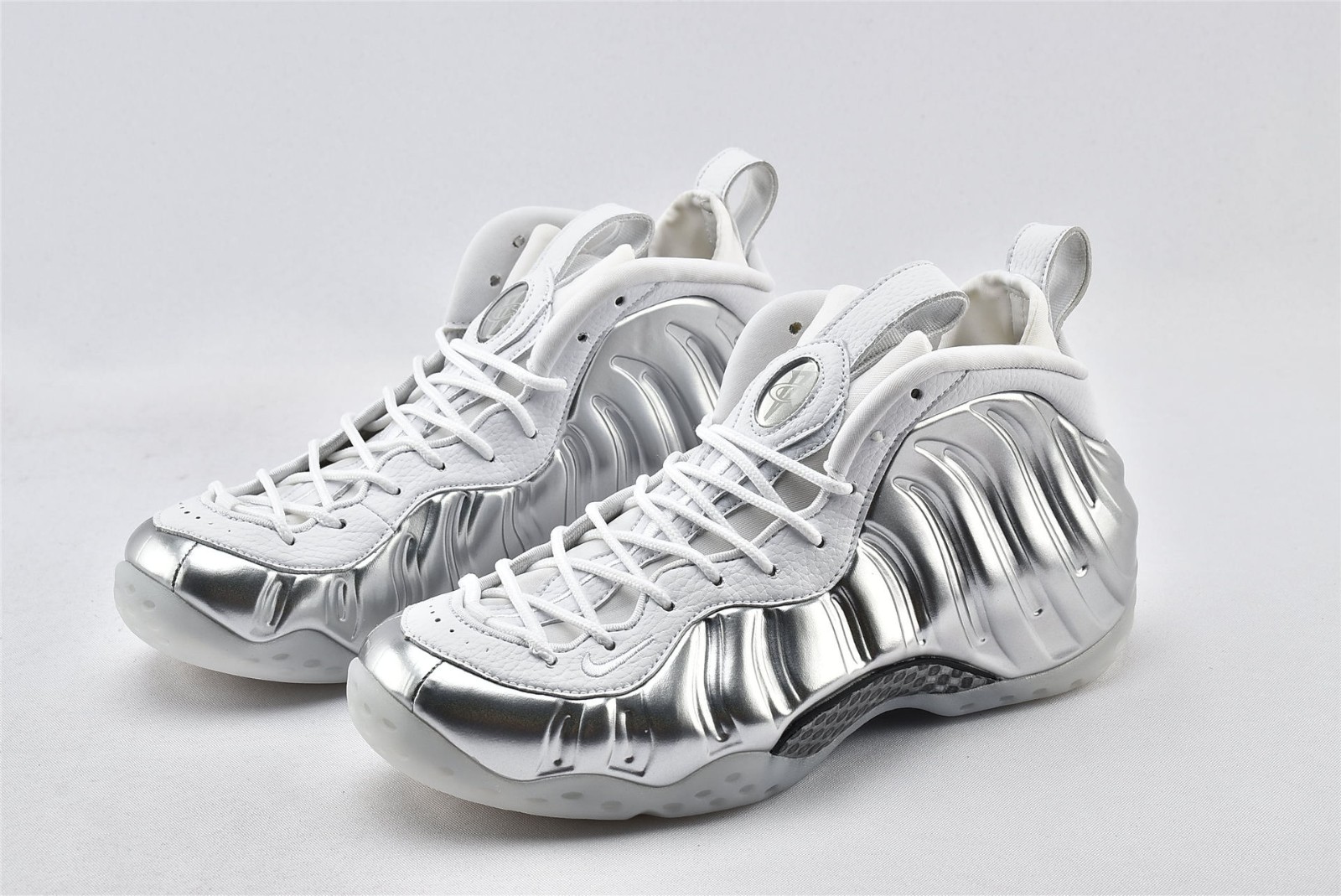 blue chrome foamposite