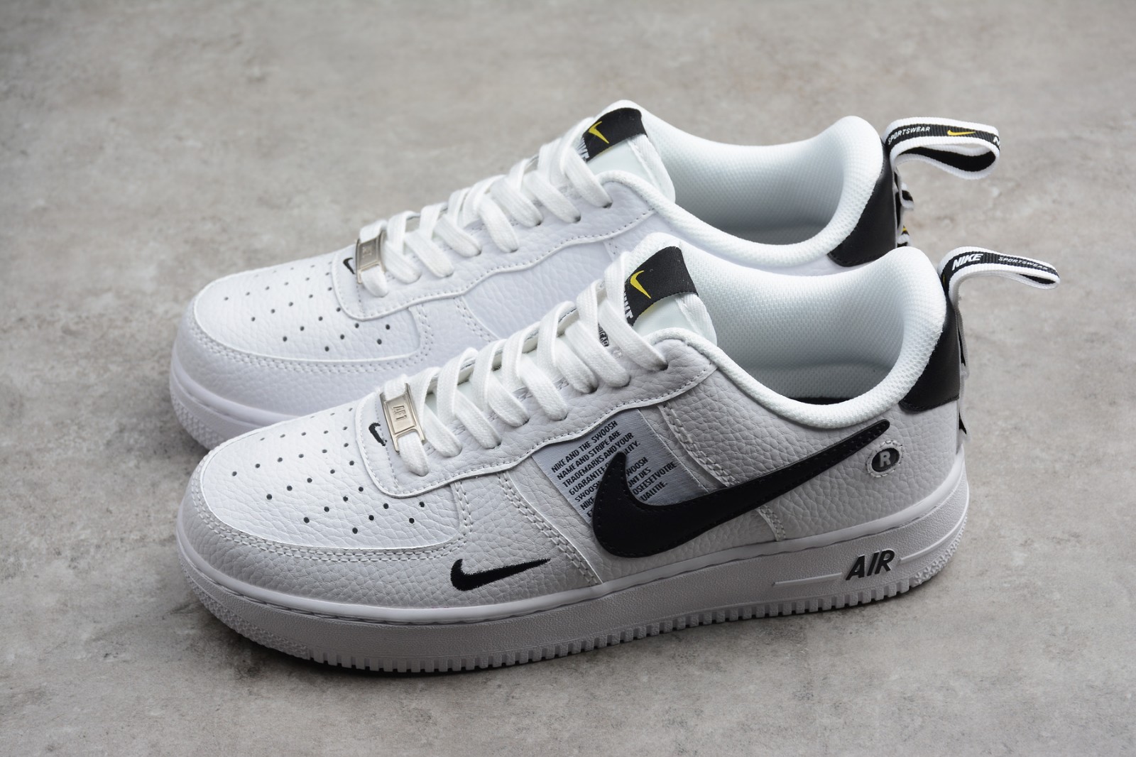 Nike Air Force 1 Low Utility White