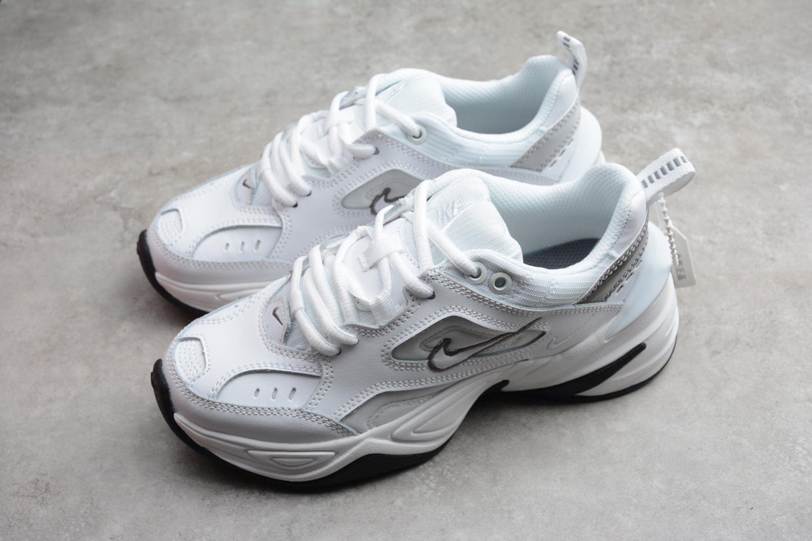 m2k tekno white cool grey