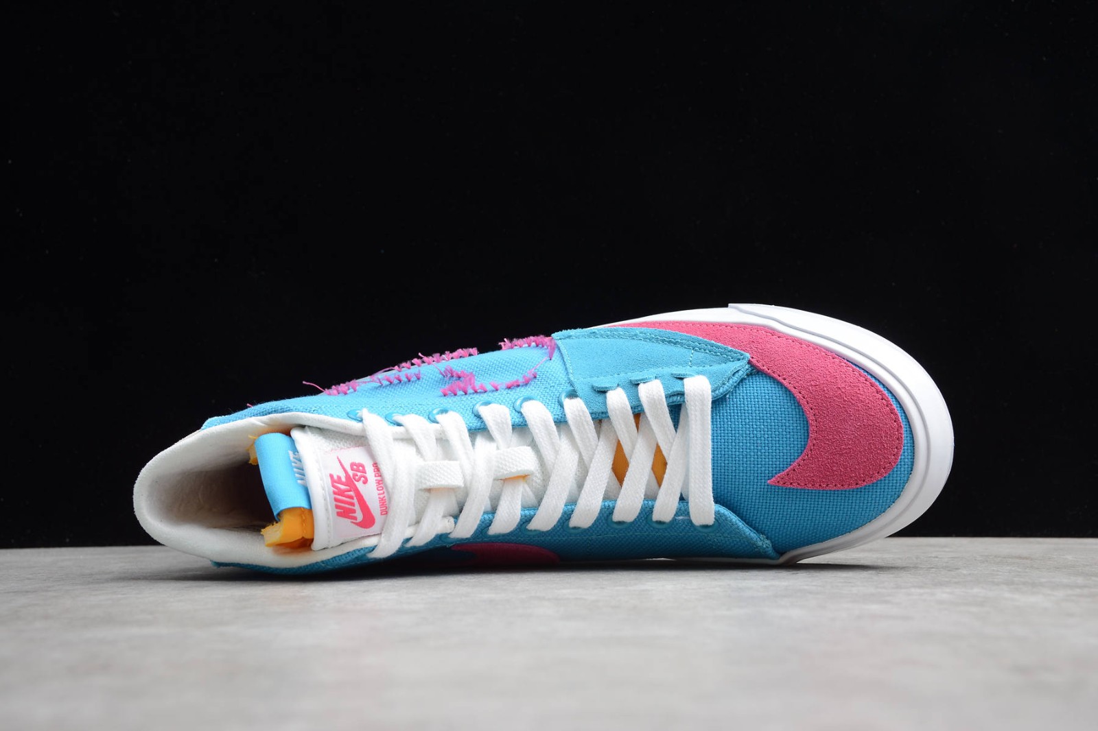 Nike Sb Zoom Blazer Mid Edge Hack Pack Laser Blue Watermelon Lifestyle Shoes Ci33 400 Reactrun Nike Sb Zoom Blazer Mid Edge Hack Pack Laser Blue Watermelon Lifestyle Shoes Ci33 400 Reactrun