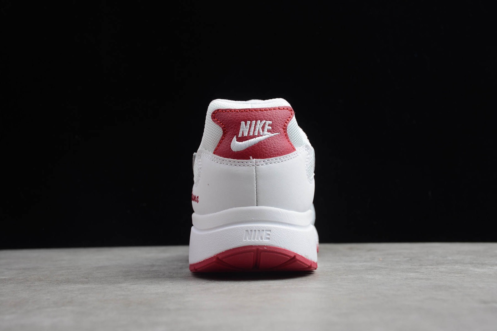 nike red casual shoes